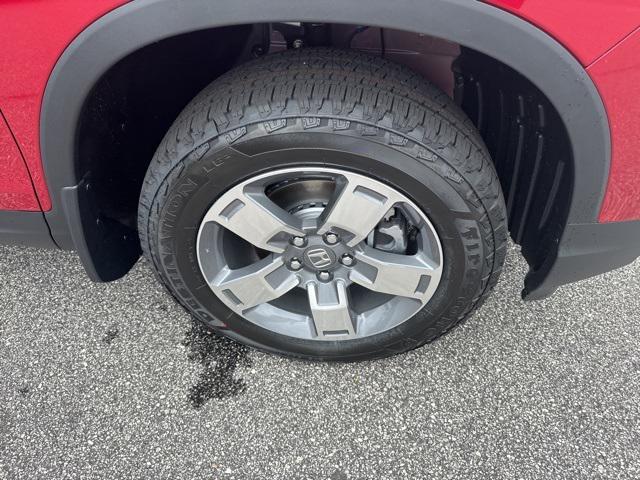 Photo of 2025 Radiant Red Metallic II Honda Ridgeline