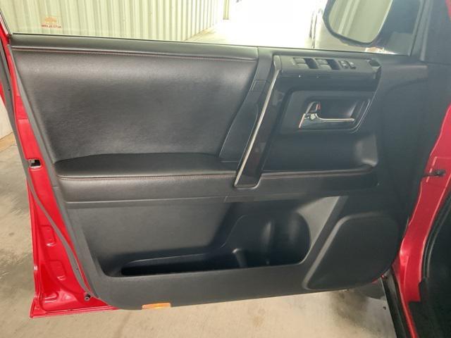 Photo of 2015 Barcelona Red Metallic Toyota 4Runner