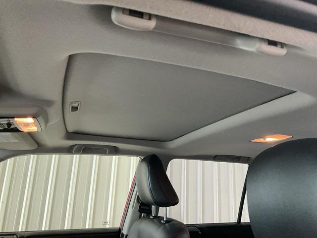 Photo of 2015 Barcelona Red Metallic Toyota 4Runner