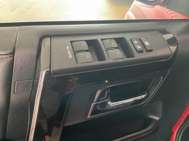 Photo of 2015 Barcelona Red Metallic Toyota 4Runner