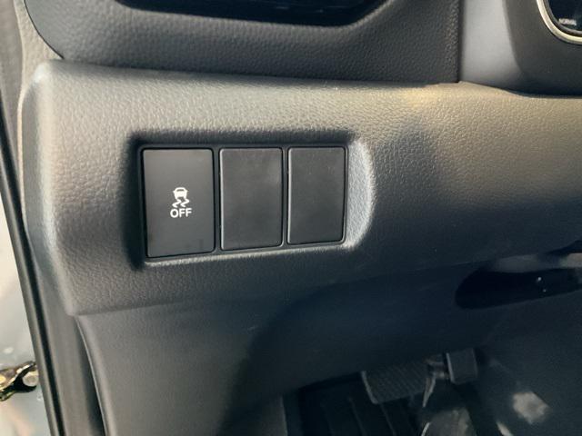 Photo of 2025 Sonic Gray Pearl Honda Pilot