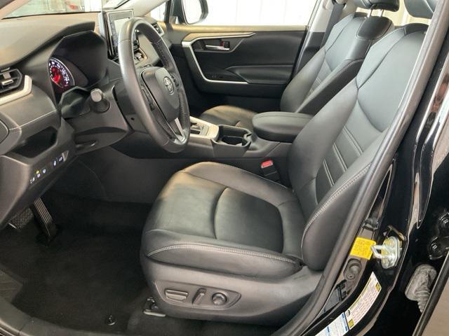 Photo of 2021 Midnight Black Metallic Toyota RAV4