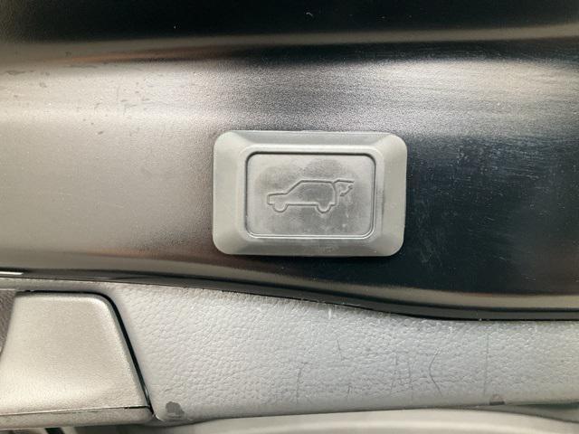 Photo of 2021 Midnight Black Metallic Toyota RAV4