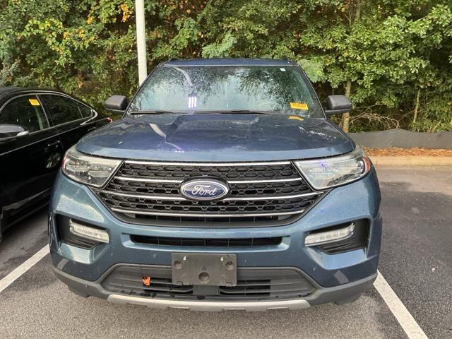 Photo of 2020 BLUE METALLIC Ford Explorer