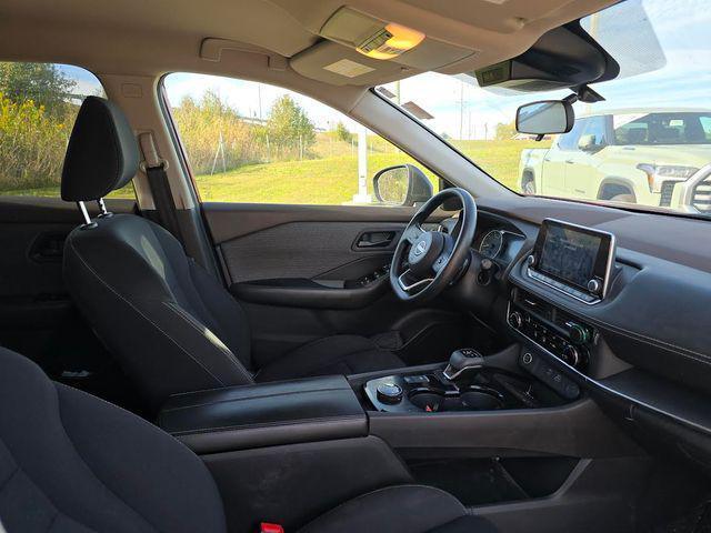 Photo of 2023 Scarlet Ember Tintcoat Nissan Rogue