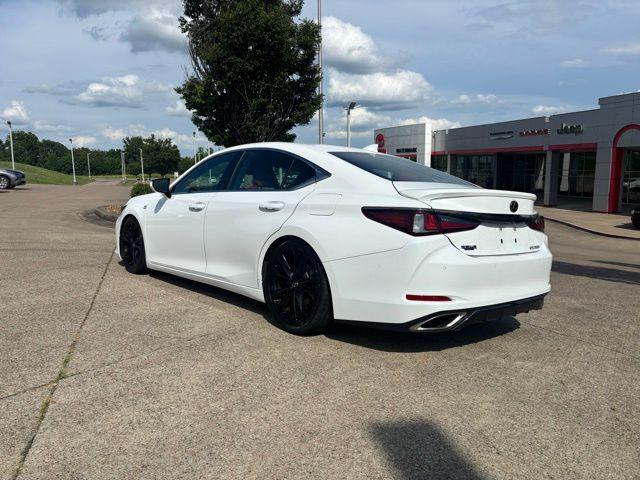 Photo of 2022 Ultra White Lexus ES 350
