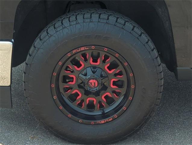 Photo of 2015 Black Chevrolet Silverado 1500