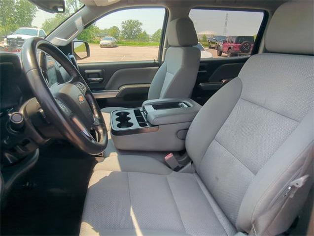 Photo of 2015 Black Chevrolet Silverado 1500