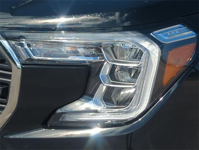 Photo of 2023 Ebony Twilight Metallic GMC Terrain
