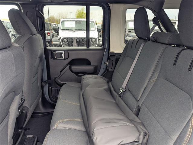 Photo of 2025 Anvil Clear-Coat Exterior Paint Jeep Wrangler 4xe