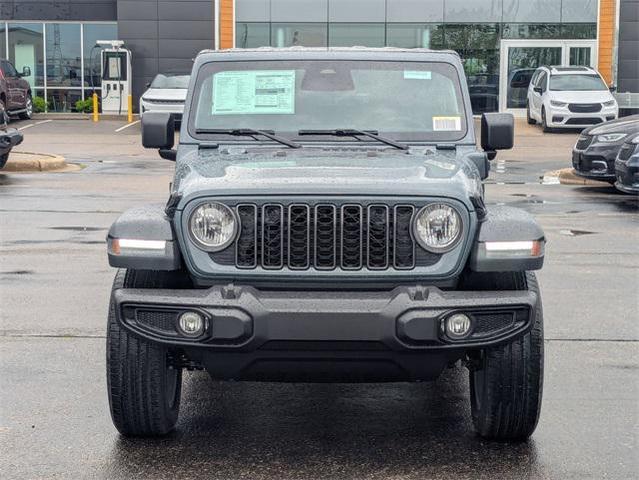 Photo of 2025 Anvil Clear-Coat Exterior Paint Jeep Wrangler 4xe