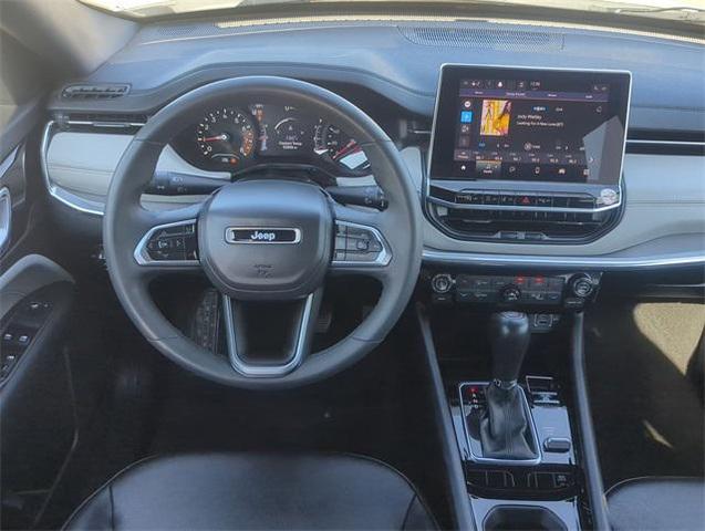 Photo of 2024 Bright White Clearcoat Jeep Compass