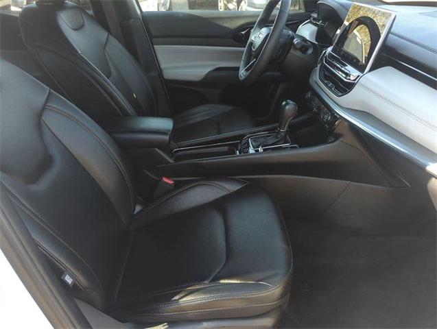 Photo of 2024 Bright White Clearcoat Jeep Compass