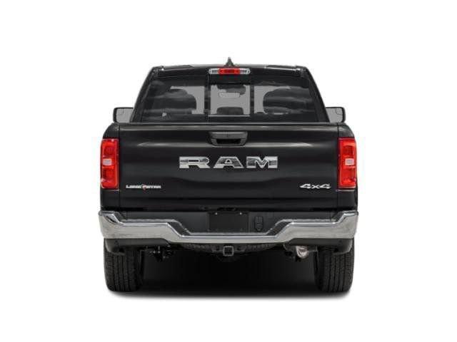 Photo of 2026 Diamond Black Crystal Pearl-Coat Exterior Paint RAM 1500