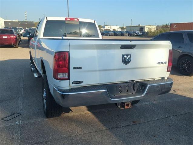 Photo of 2014 Bright White Clearcoat RAM 2500