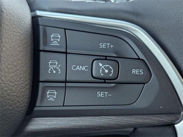 Photo of 2025 Baltic Gray Metallic Clear-Coat Exterior Paint Jeep Grand Cherokee