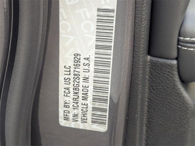 Photo of 2025 Baltic Gray Metallic Clear-Coat Exterior Paint Jeep Grand Cherokee