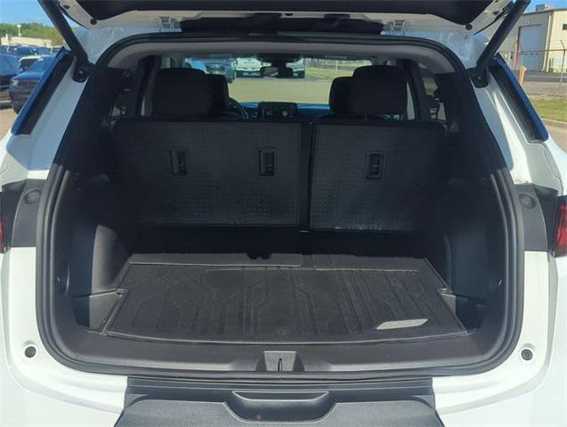 Photo of 2024 Summit White Chevrolet Blazer
