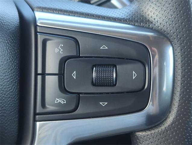 Photo of 2024 Summit White Chevrolet Blazer