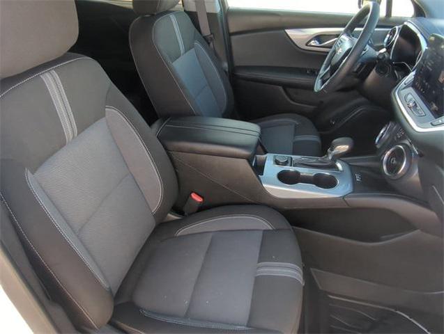 Photo of 2024 Summit White Chevrolet Blazer