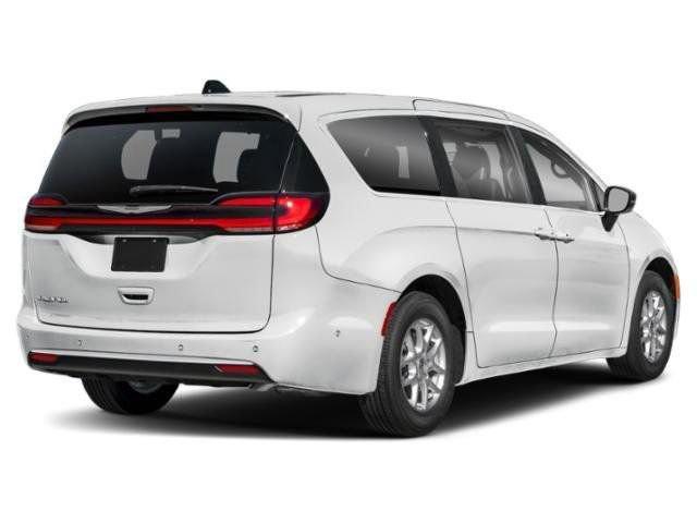 Photo of 2026 Bright White Clearcoat Chrysler Pacifica