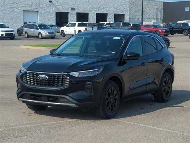 Photo of 2024 Agate Black Metallic Ford Escape