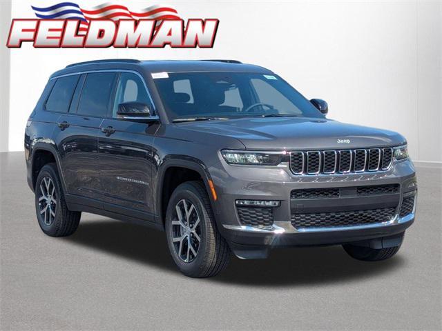 Photo of 2025 Baltic Gray Metallic Clear-Coat Exterior Paint Jeep Grand Cherokee