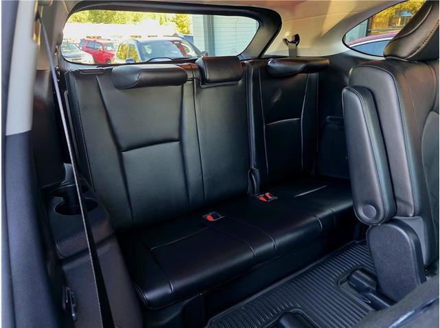 Photo of 2021 Midnight Black Metallic Toyota Highlander Hybrid