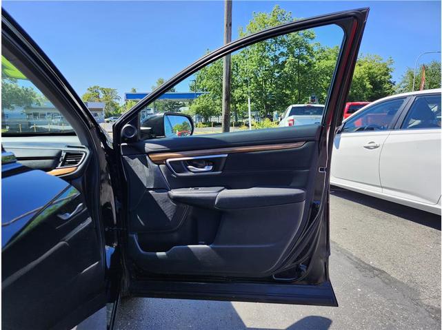Photo of 2021 Crystal Black Pearl Honda CR-V