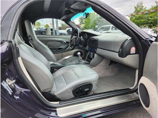 Photo of 2000 Viola Metallic Porsche Boxster