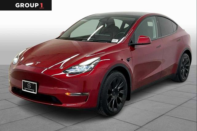 Photo of 2024 Ultra Red Tesla Model Y