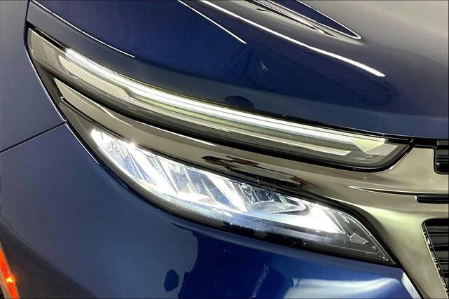 Photo of 2023 Blue Glow Metallic Chevrolet Equinox