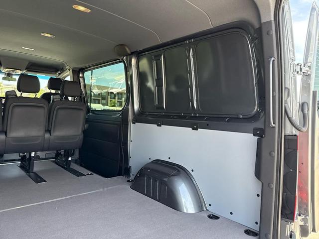 Photo of 2025 F61/Interior re Mercedes-Benz Sprinter 2500
