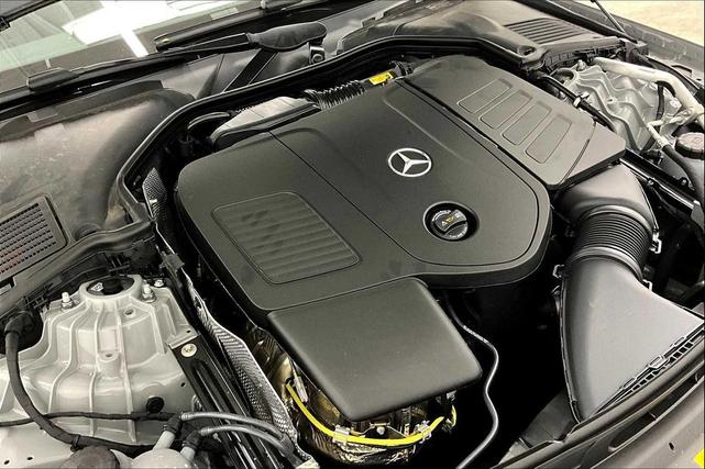 Photo of 2025 MANUFAKTUR Alpine Grey Metallic Mercedes-Benz CLE 300