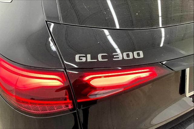 Photo of 2025 Black Mercedes-Benz GLC 300