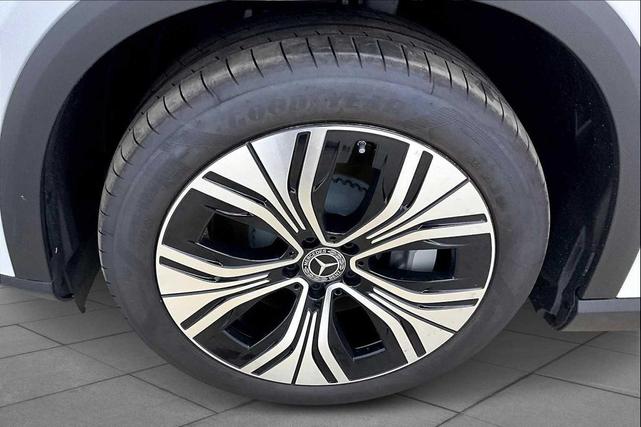 Photo of 2025 Polar White Mercedes-Benz EQE 350+