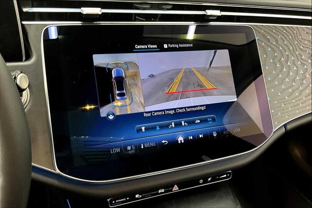 Photo of 2025 Polar White Mercedes-Benz E-Class