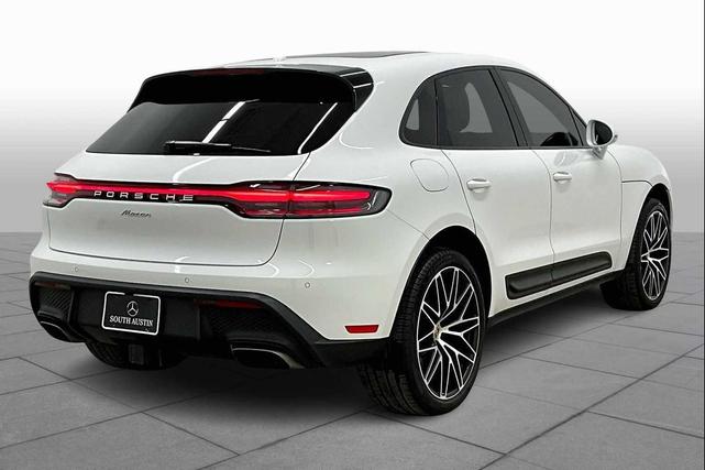 Photo of 2025 White Porsche Macan