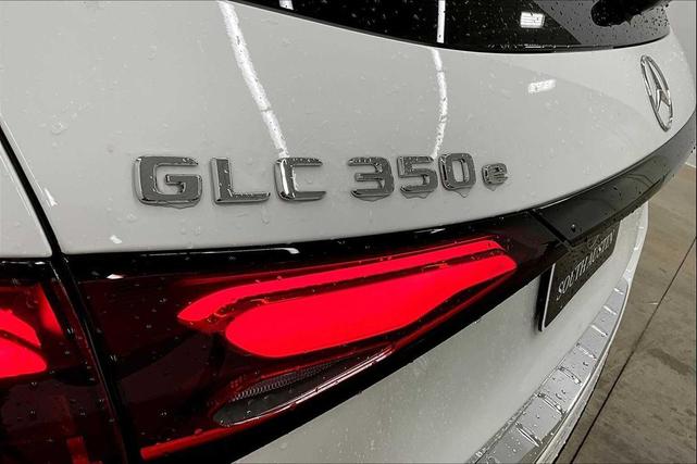 Photo of 2025 Polar White Mercedes-Benz GLC 350e