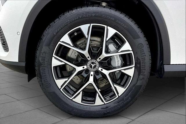 Photo of 2025 Polar White Mercedes-Benz GLC 350e