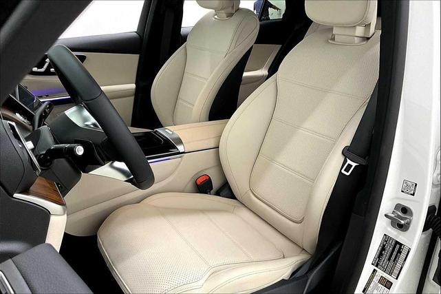 Photo of 2025 Polar White Mercedes-Benz GLC 350e