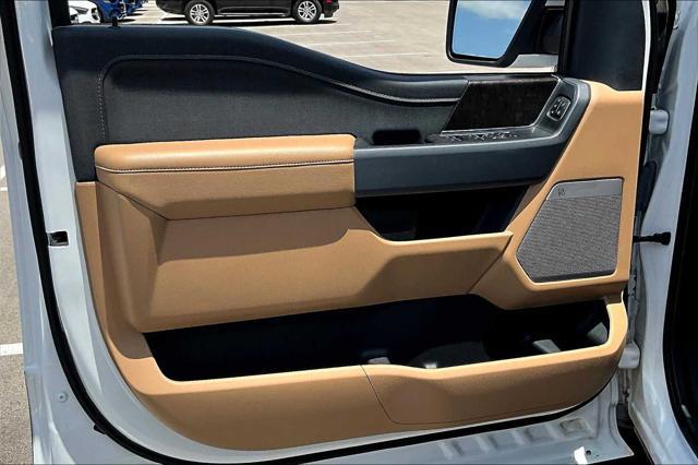 Photo of 2022 Oxford White/Stone Gray Ford F-150