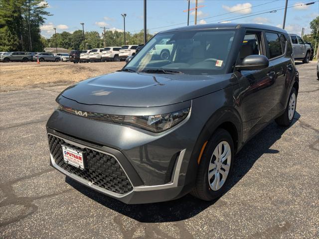 Photo of 2025 Gravity Gray Kia Soul