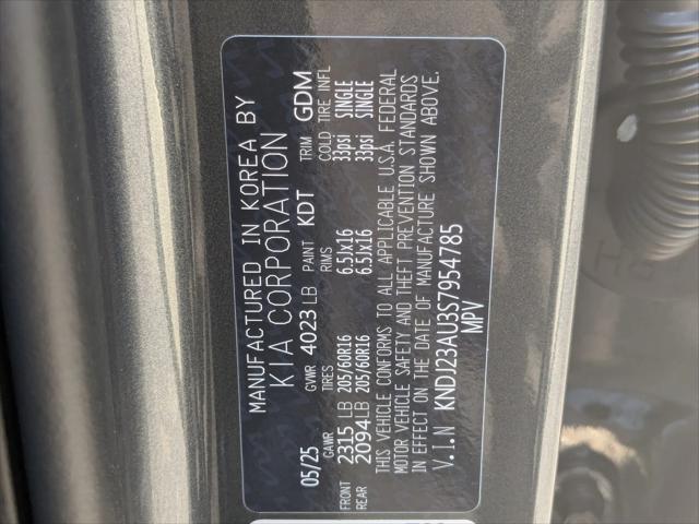 Photo of 2025 Gravity Gray Kia Soul