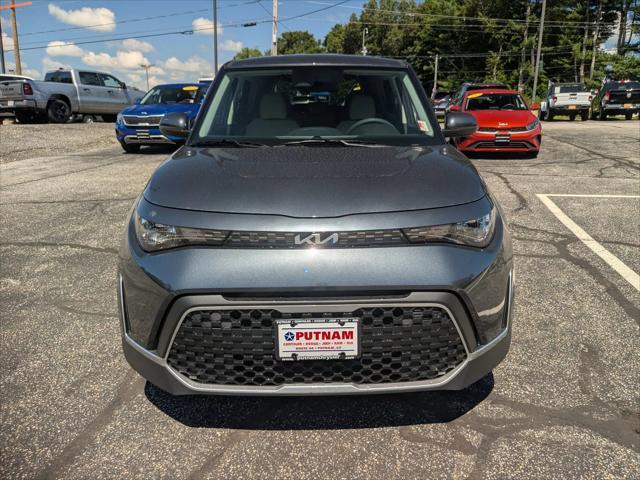 Photo of 2025 Gravity Gray Kia Soul