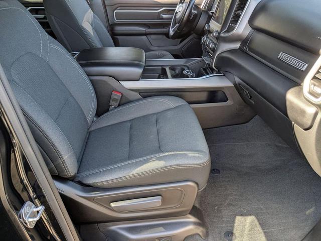 Photo of 2022 Diamond Black Crystal Pearlcoat RAM 1500