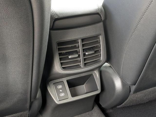 Photo of 2026 Pluton Blue/Black Roof Kia Seltos
