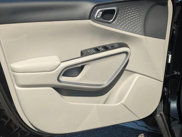Photo of 2025 Fusion Black Kia Soul