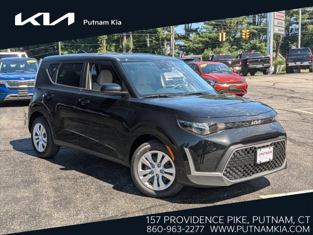Photo of 2025 Fusion Black Kia Soul