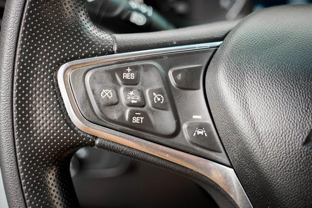 Photo of 2021 Summit White Chevrolet Equinox